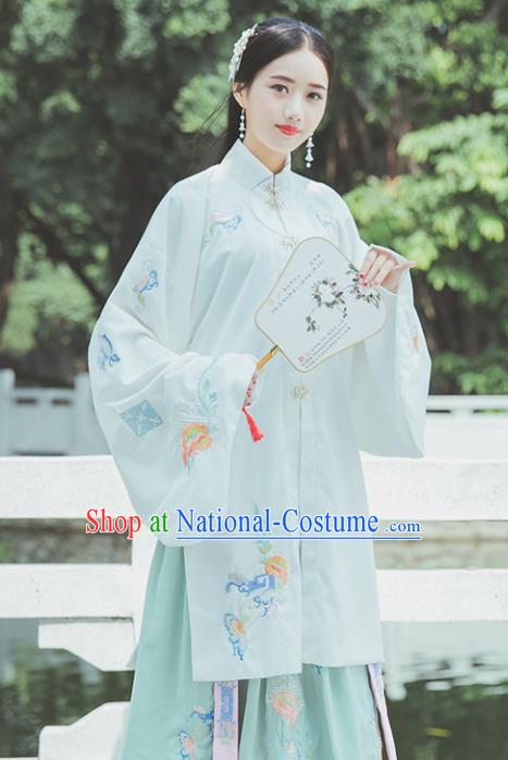 Chinese Ming Dynasty White Historical Costume Traditional Ancient Court Princess Embroidered Hanfu Dress for Women