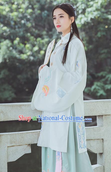 Chinese Ming Dynasty White Historical Costume Traditional Ancient Court Princess Embroidered Hanfu Dress for Women