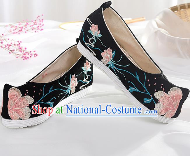 Chinese Traditional Hanfu Shoes Embroidered Peach Blossom Black Shoes Handmade Ancient Princess Shoes for Women