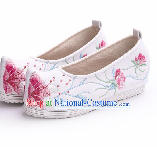 Chinese Traditional Hanfu Shoes Embroidered Peach Blossom White Shoes Handmade Ancient Princess Shoes for Women