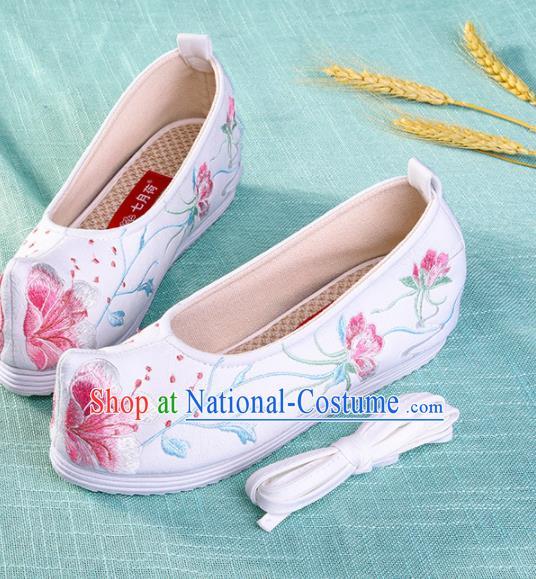 Chinese Traditional Hanfu White Cloth Shoes Embroidered Shoes Handmade Ancient Princess Shoes for Women