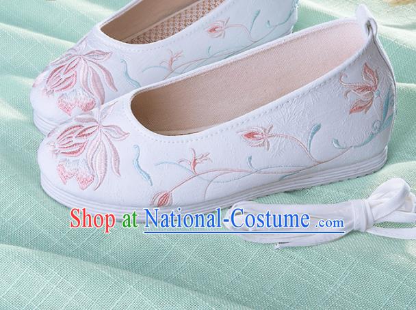 Chinese Traditional Embroidered Orchid White Shoes Hanfu Cloth Shoes Handmade Ancient Princess Shoes for Women