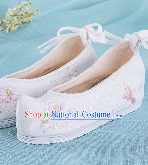 Chinese Traditional Embroidered Shoes Hanfu White Cloth Shoes Handmade Ancient Princess Shoes for Women