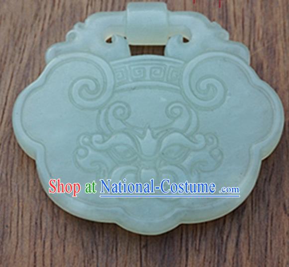 Handmade Chinese Jade Carving Auspicious Beast Pendant Traditional Jade Craft Jewelry Accessories