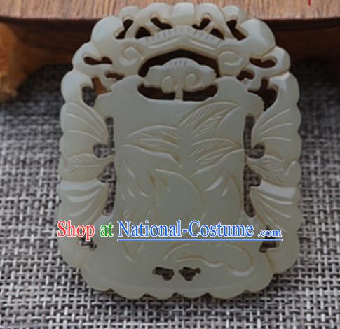 Chinese Handmade Carving Peach Jade Pendant Traditional Jade Craft Jewelry Accessories