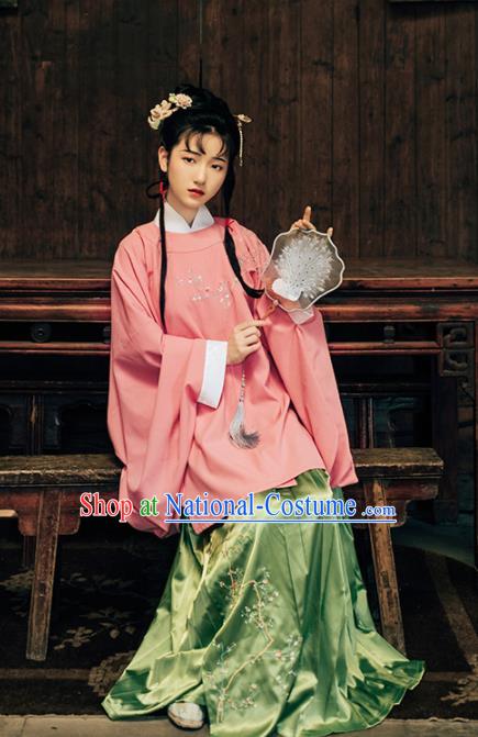 Asian Chinese Ancient Aristocratic Female Embroidered Hanfu Dress Traditional Ming Dynasty Historical Costume for Women