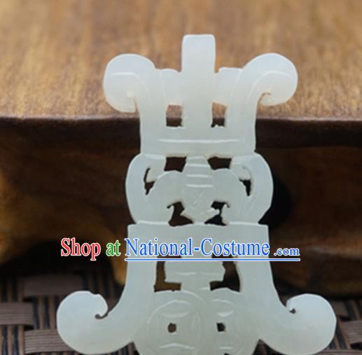 Chinese Ancient Jewelry Accessories Carving Bat Jade Pendant Traditional Handmade Jade Craft Decoration