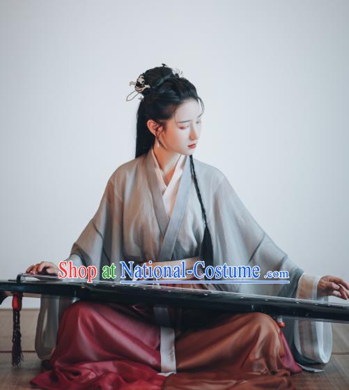 Chinese Ancient Jin Dynasty Swordswoman Hanfu Dress Traditional Drama Court Lady Historical Costume for Women