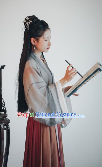 Chinese Ancient Jin Dynasty Swordswoman Hanfu Dress Traditional Drama Court Lady Historical Costume for Women