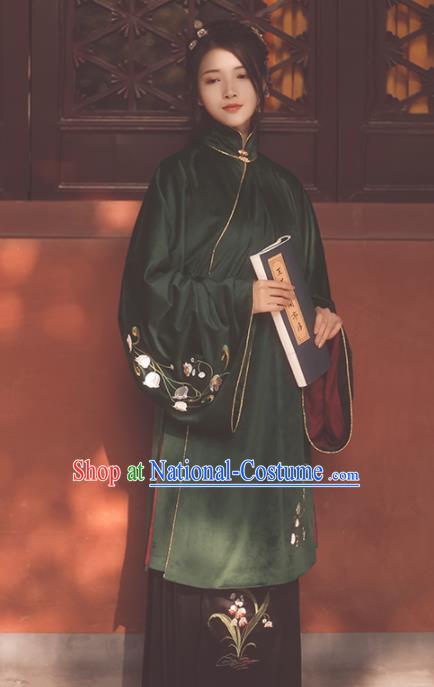 Ancient Chinese Ming Dynasty Young Mistress Hanfu Dress Traditional Dowager Embroidered Historical Costume for Women