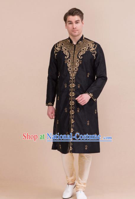 South Asian India Traditional Costume Black Robe and Pants Asia Indian National Suit for Men