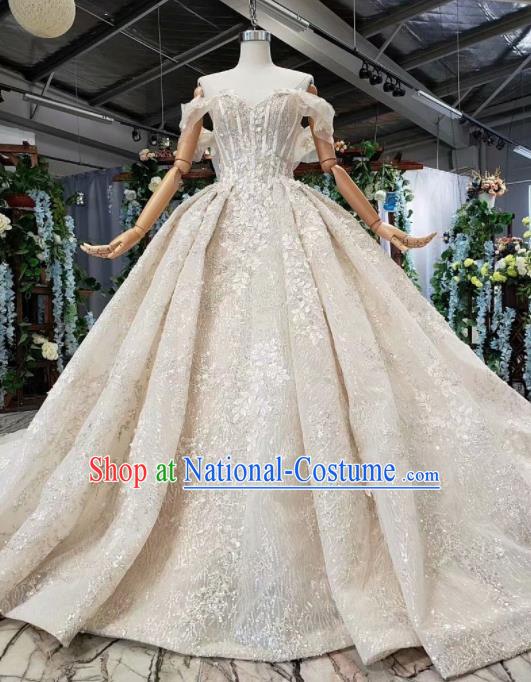 Top Grade Customize Bride Embroidered Trailing Full Dress Court Princess Wedding Costume for Women