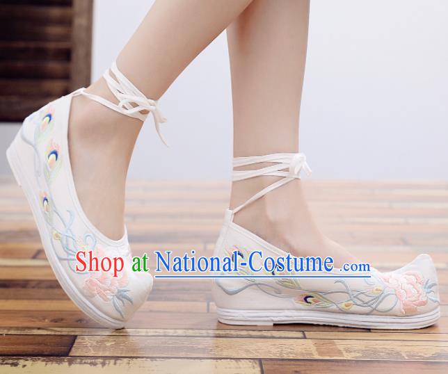 Chinese Traditional Hanfu Shoes Ancient Princess Embroidered Shoes National White Cloth Shoes for Women