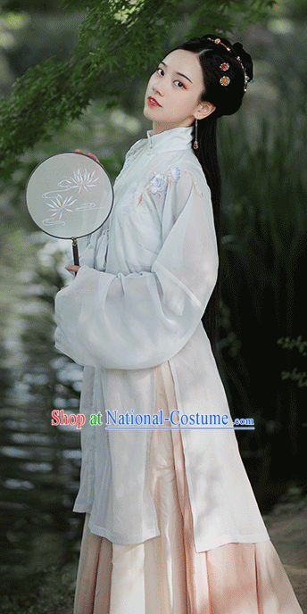 Traditional Chinese Ming Dynasty Rich Lady Hanfu Dress Ancient Embroidered Historical Costume for Women