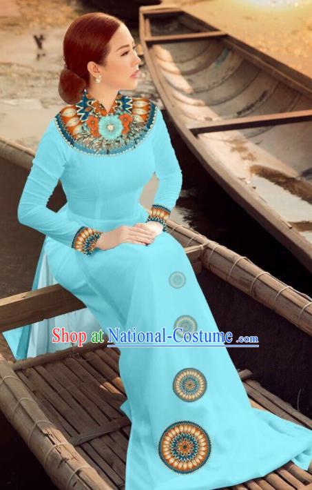 Asian Vietnam Traditional Bride Light Blue Dress Vietnamese National Classical Ao Dai Cheongsam for Women