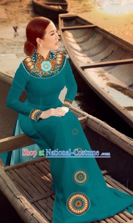 Asian Vietnam Traditional Bride Peacock Green Dress Vietnamese National Classical Ao Dai Cheongsam for Women