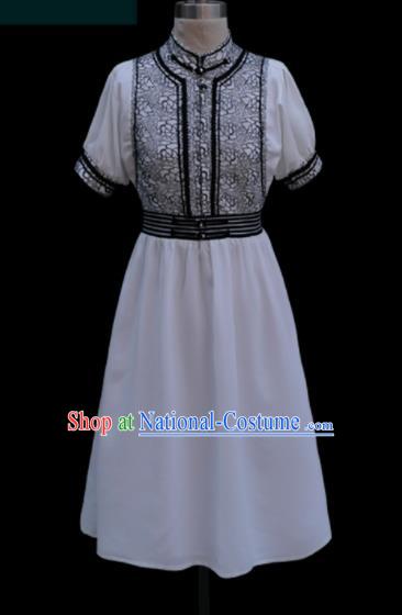 Traditional Chinese Mongol Ethnic White Dress Mongolian Minority Folk Dance Clothing for Kids