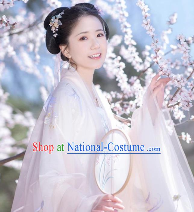 Chinese Ancient Tang Dynasty Princess White Hanfu Dress Traditional Court Lady Embroidered Replica Costume for Women