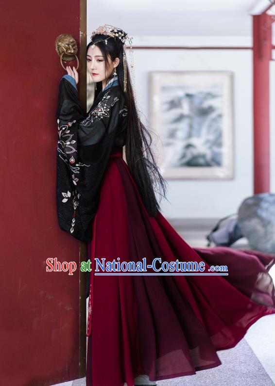 Chinese Traditional Jin Dynasty Imperial Consort Hanfu Dress Ancient Peri Goddess Embroidered Historical Costume for Women