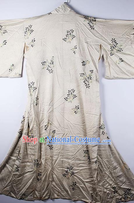 Asian Japanese Ceremony Classical Pattern Beige Kimono Traditional Japan National Yukata Costume for Men