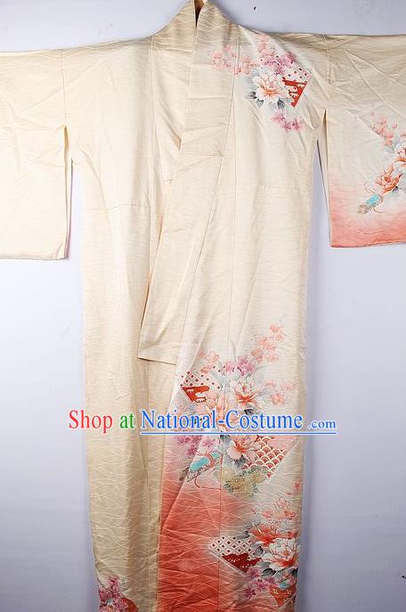 Asian Japanese National Printing Peony Champagne Furisode Kimono Ceremony Costume Traditional Japan Yukata Dress for Women