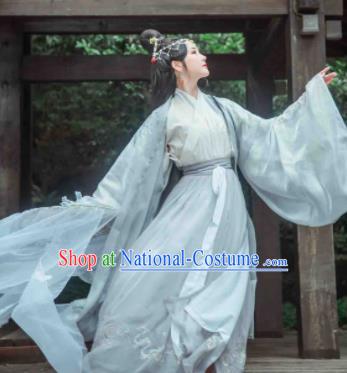 Ancient Chinese Jin Dynasty Imperial Consort Hanfu Dress Traditional Swordswoman Replica Costume for Women