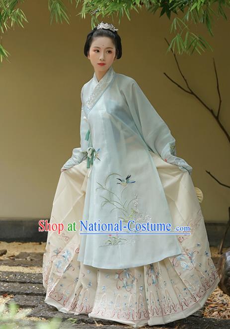 Traditional Chinese Ming Dynasty Embroidered Hanfu Dresses Ancient Court Princess Replica Costumes for Women