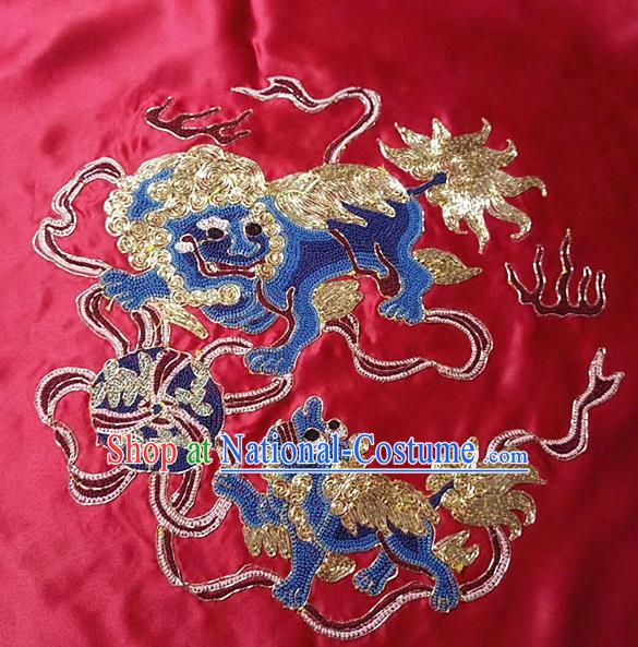 Chinese Handmade Embroidered Lions Red Silk Fabric Patch Traditional Embroidery Craft