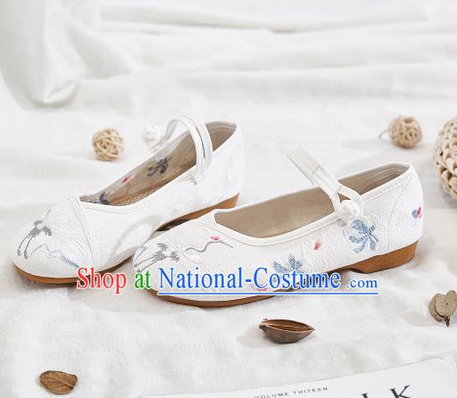 Asian Chinese Traditional Embroidered Crane White Shoes Hanfu Shoes National Cloth Shoes for Women