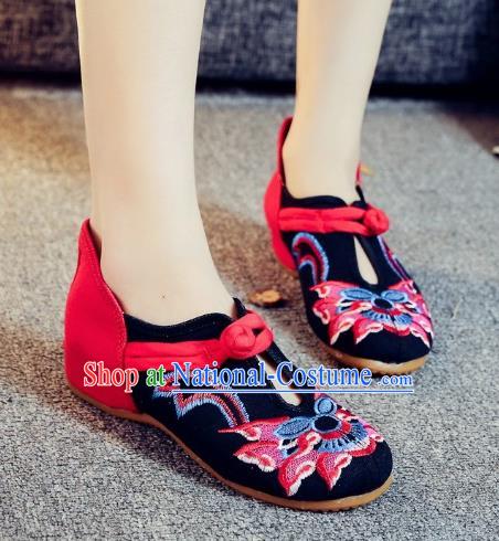 Asian Chinese Traditional Black Embroidered Shoes Hanfu Wedding Shoes Ethnic National Cloth Shoes for Women