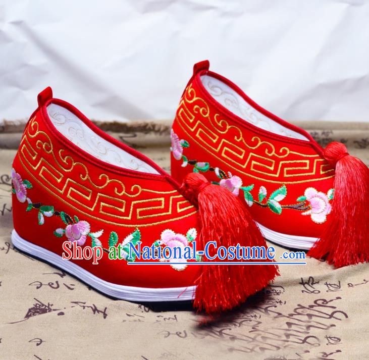 Asian Chinese Traditional Beijing Opera Red Embroidered Shoes Ancient Princess Shoes Hanfu Shoes for Women