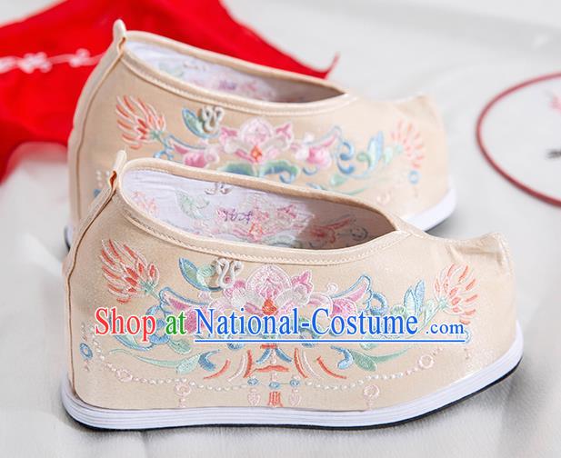 Asian Chinese Traditional Beijing Opera Embroidered Chrysanthemum Beige Shoes Ancient Princess Shoes Hanfu Shoes for Women