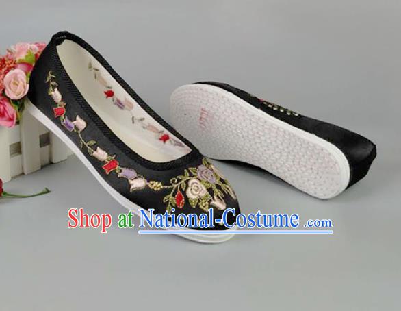 Asian Chinese Traditional Black Satin Shoes Ancient Princess Embroidered Shoes Hanfu Shoes for Women