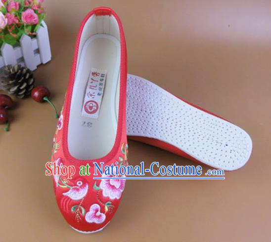 Asian Chinese National Embroidered Peach Blossom Red Shoes Ancient Princess Satin Shoes Traditional Hanfu Shoes for Women