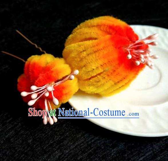 Chinese Ancient Qing Dynasty Court Yellow Velvet Chrysanthemum Hairpins Traditional Hanfu Handmade Hair Accessories for Women