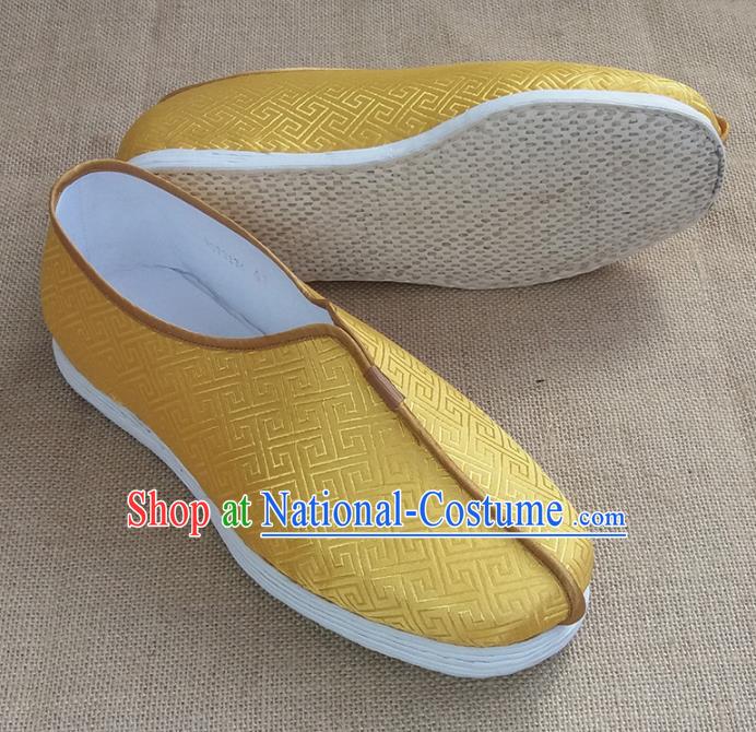 Traditional Chinese Yellow Monk Shoes Handmade Multi Layered Cloth Shoes Martial Arts Shoes for Men