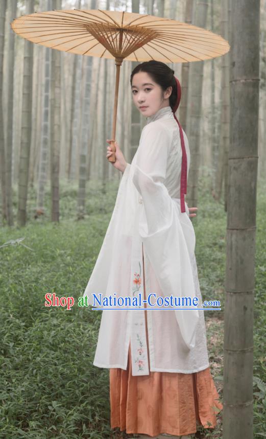 Traditional Chinese Ming Dynasty Palace Lady White Long Gown Ancient Drama Princess Replica Costumes for Women