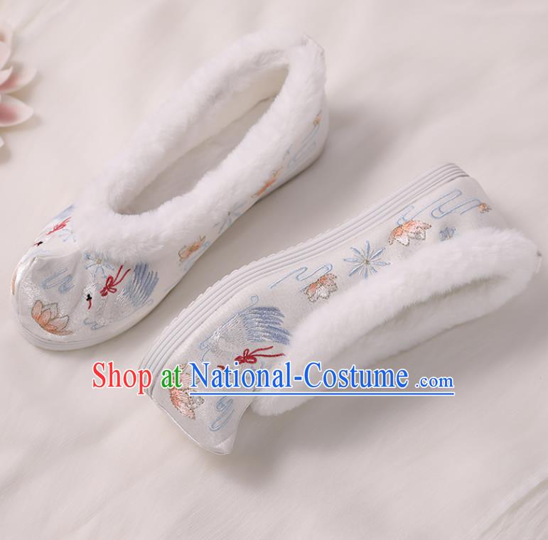 Asian Chinese Winter White Bow Shoes Embroidered Swan Shoes Traditional Opera Shoes Hanfu Shoes for Women