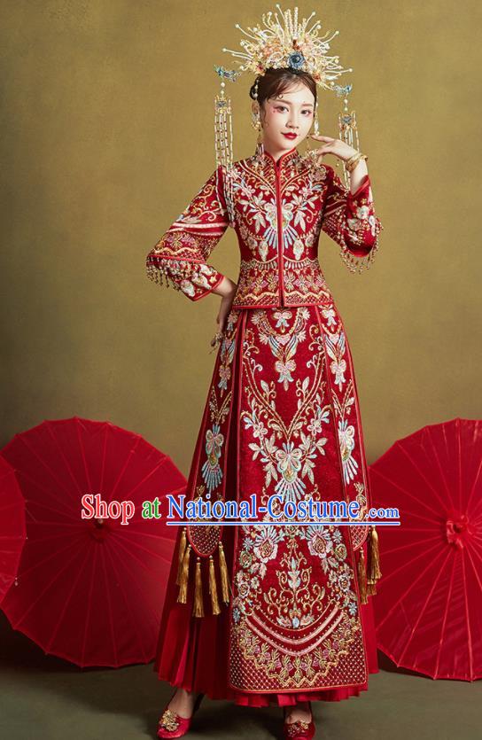 Chinese Traditional Embroidered Xiu He Suit Ancient Wedding Red Dress Bride Costumes for Women