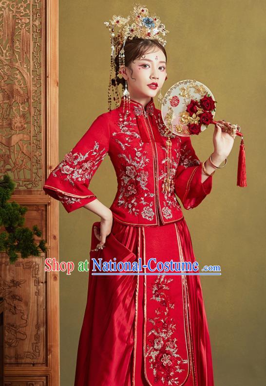 Chinese Traditional Wedding Xiu He Suit Embroidered Peony Red Blouse and Dress Ancient Bride Costumes for Women