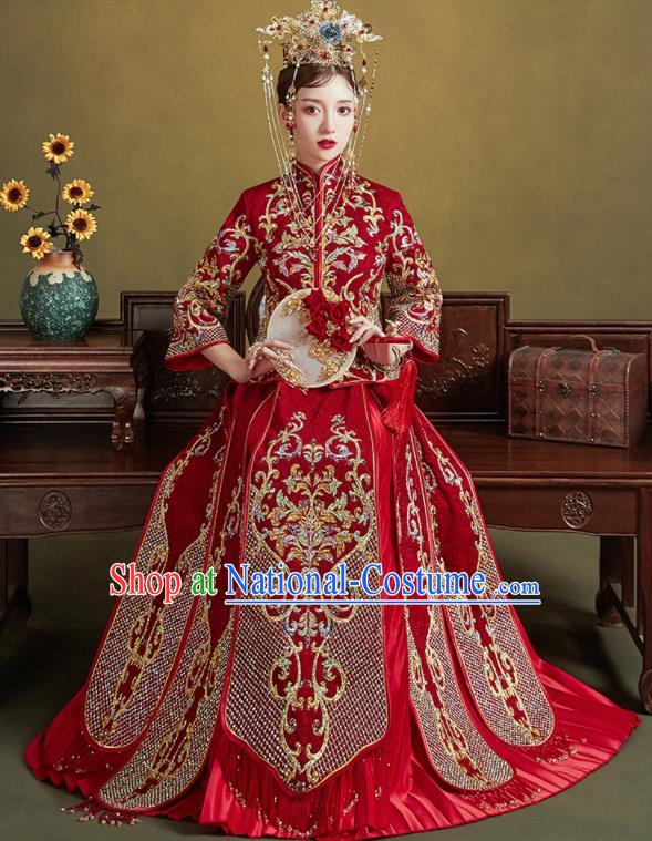 Chinese Traditional Embroidered Wedding Red Drilling Xiu He Suit Blouse and Tassel Dress Ancient Bride Costumes for Women