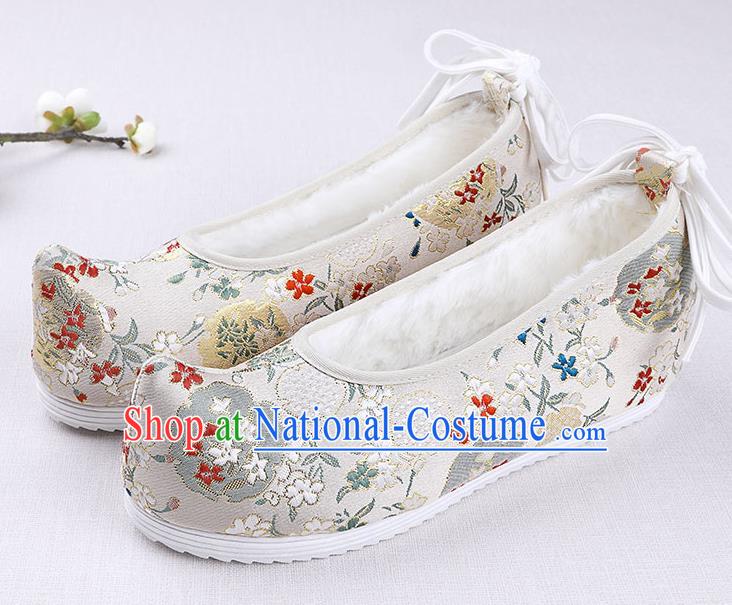 Chinese Handmade Opera Winter White Satin Shoes Traditional Hanfu Shoes National Shoes for Women