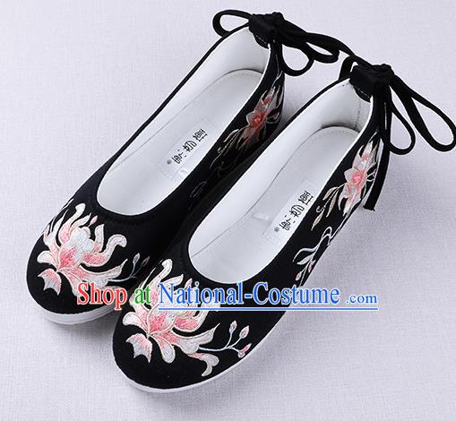 Chinese Handmade Embroidered Flower Black Opera Shoes Traditional Hanfu Shoes National Shoes for Women