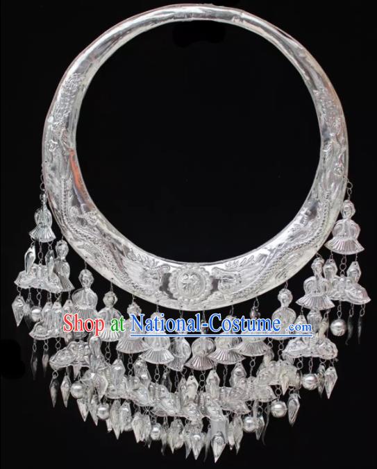 Chinese Handmade Traditional Miao Nationality Silver Carving Dragons Necklace Ethnic Wedding Bride Accessories for Women