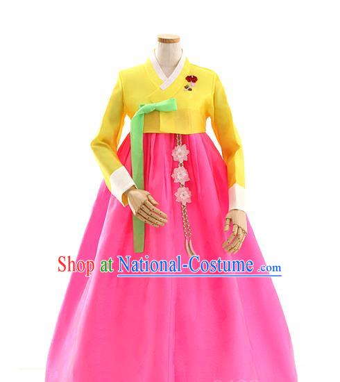 Korean Traditional Wedding Yellow Blouse and Rosy Dress Korea Fashion Bride Costumes Hanbok Apparels for Women