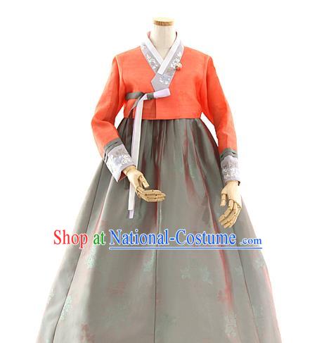 Korean Traditional Wedding Red Blouse and Grey Dress Korea Fashion Bride Costumes Hanbok Apparels for Women