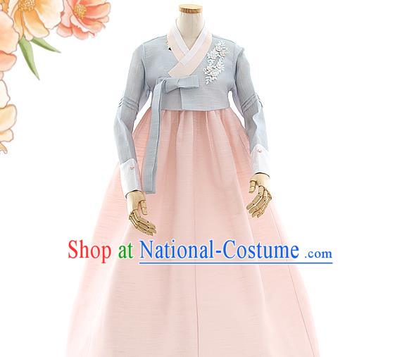 Korean Bride Grey Blouse and Light Pink Dress Korea Fashion Costumes Traditional Wedding Hanbok Festival Apparels for Women