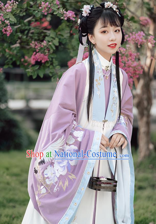 Ancient Chinese Patrician Lady Long Vest Blouse and Skirt Traditional Ming Dynasty Embroidered Costumes Hanfu Apparels Complete Set