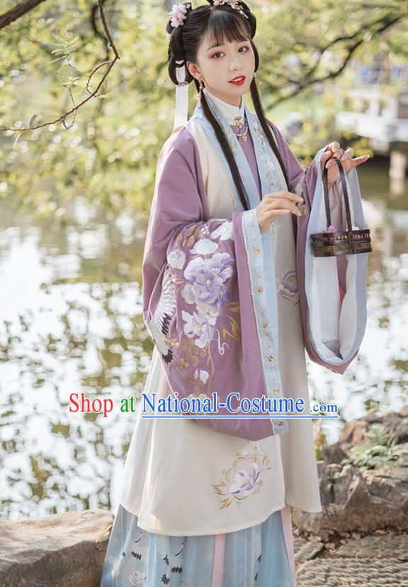 Ancient Chinese Patrician Lady Long Vest Blouse and Skirt Traditional Ming Dynasty Embroidered Costumes Hanfu Apparels Complete Set