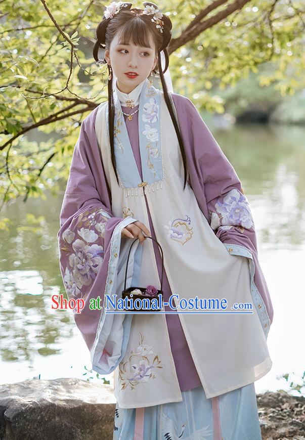 Ancient Chinese Patrician Lady Long Vest Blouse and Skirt Traditional Ming Dynasty Embroidered Costumes Hanfu Apparels Complete Set